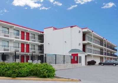 Days Inn & Suites By Wyndham Indianapolis Airport East Kültér fotó
